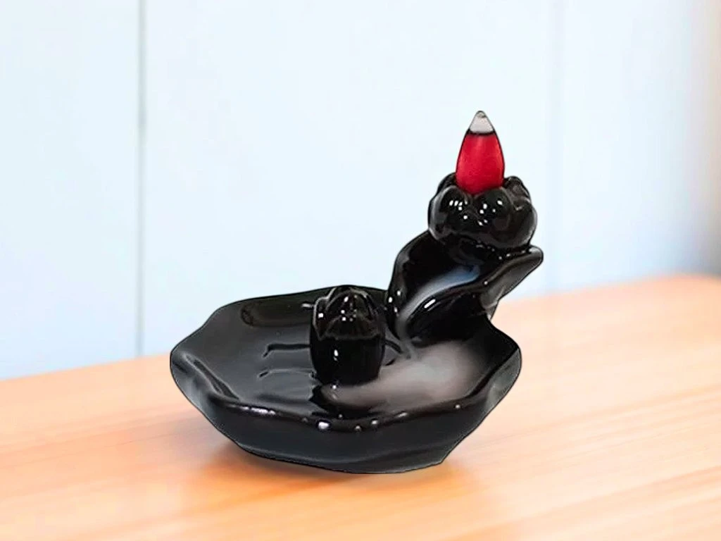 Cascada de Humo y Porta Sahumerio Flor (12.5 x 10.5 cm)